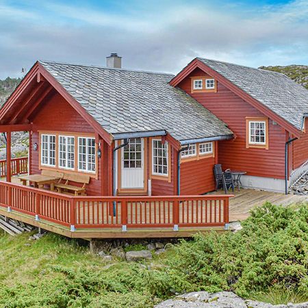 Gorgeous Home In Bekkjarvik With Wifi Exterior foto
